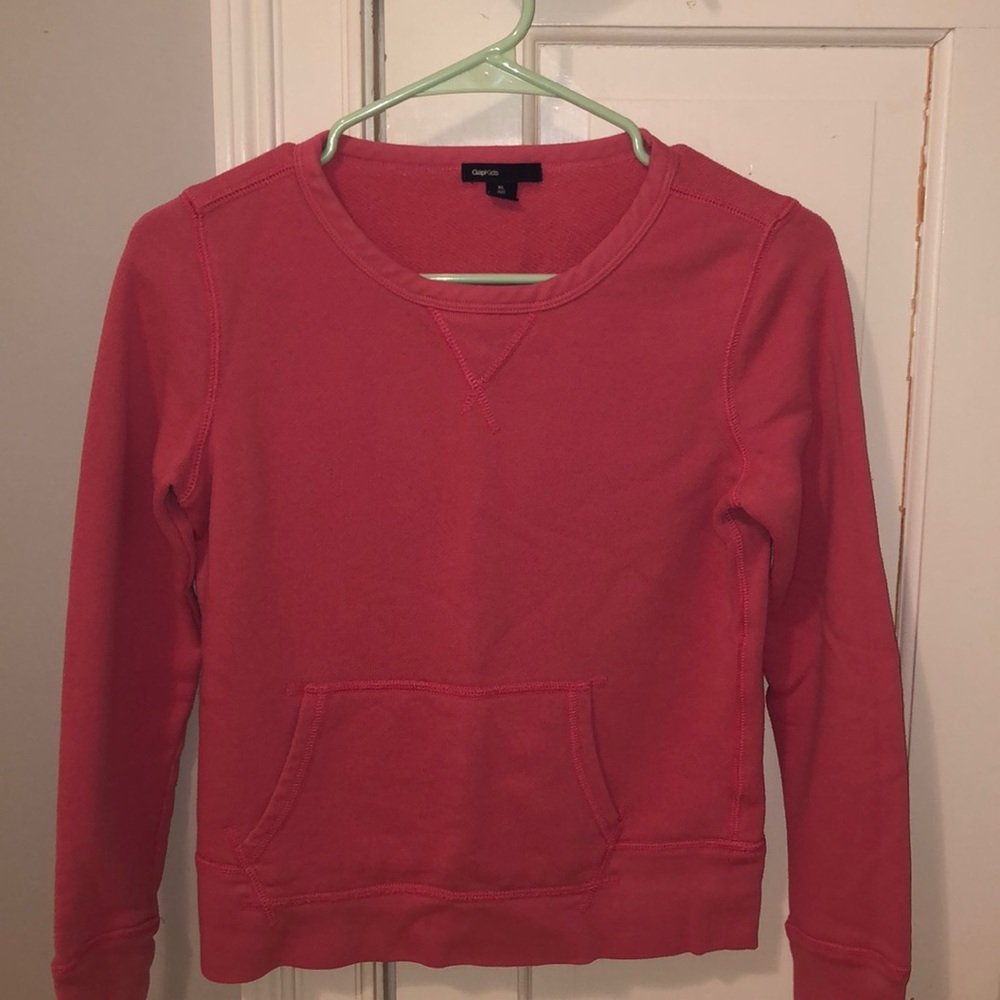 PINK GAP CREWNECK!